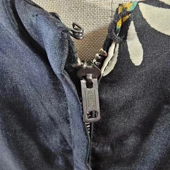 Vintage 60s Silk Jeunesse Couture Set Hand Painted - Picture 13 of 13